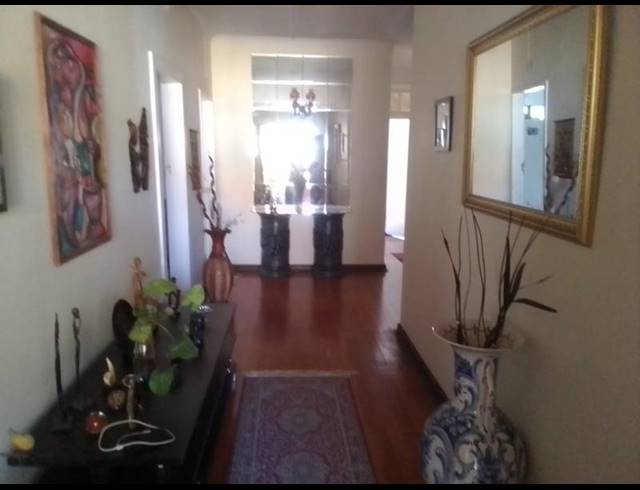 4 BEDROOM HOUSE FOR SALE IN THE HILL